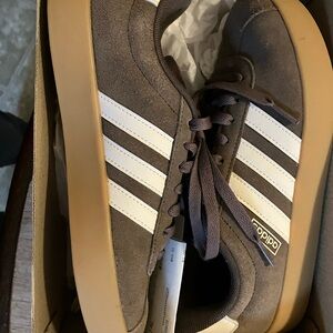 Adidas Womens 3.0 black court white and brown soccer or samba like shoes.